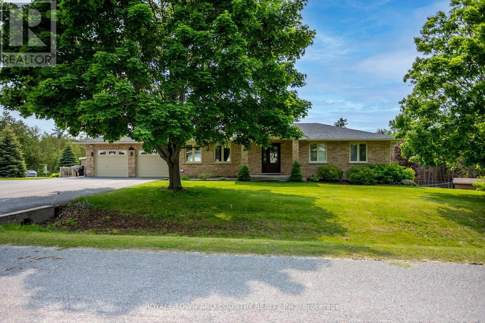1734 Barton Drive, Selwyn, Ontario  K0L 2H0 - Photo 1 - X12299253