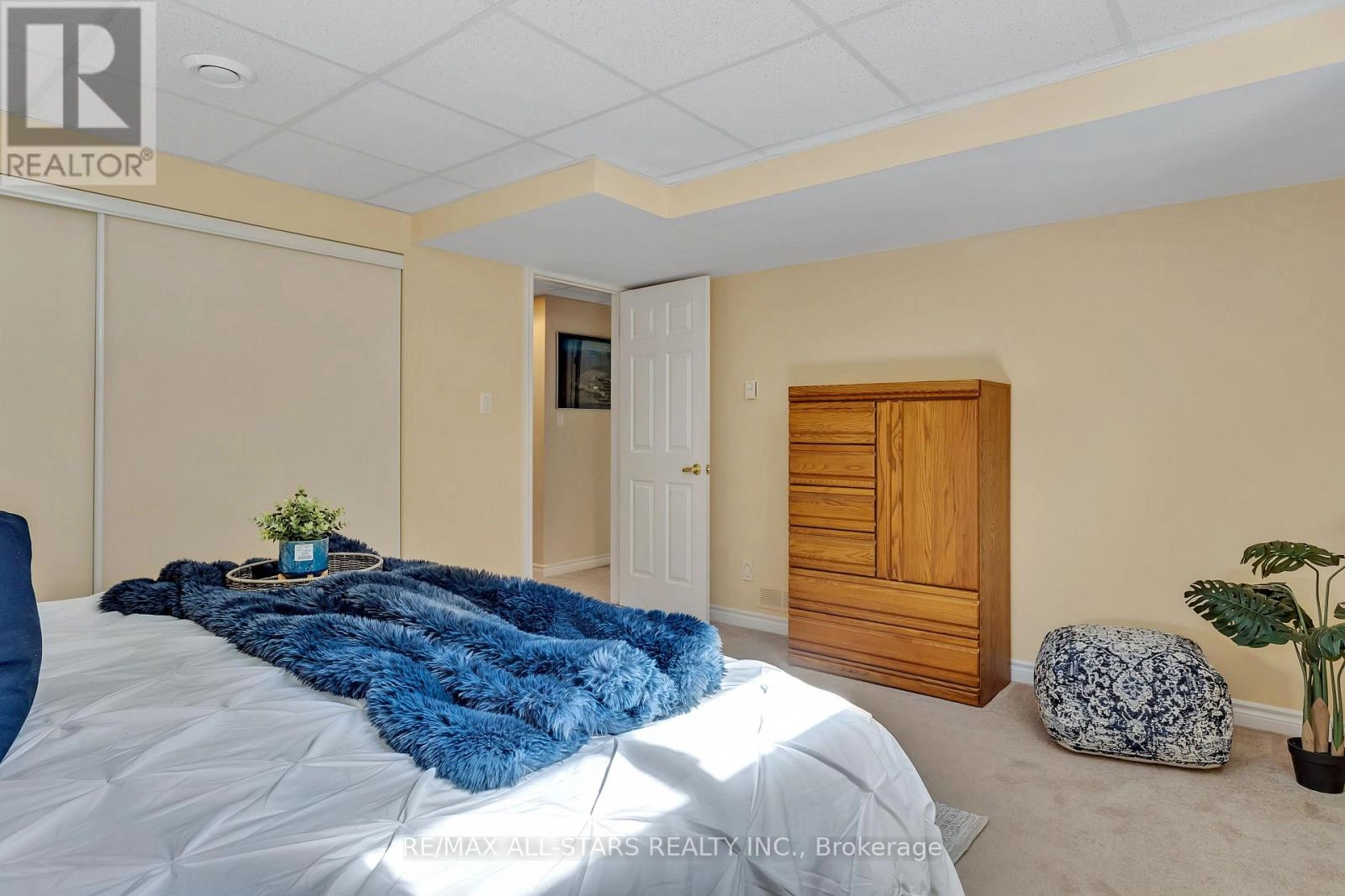 25 Sylvester Drive, Kawartha Lakes, Ontario K9V 6E7 - Photo 28 - X12299261