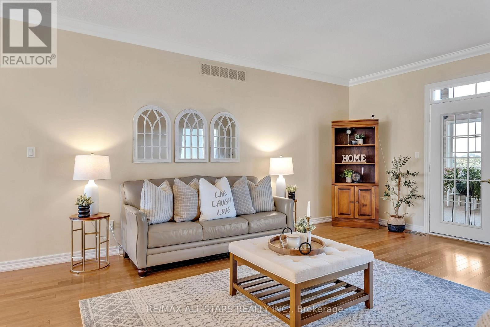 25 Sylvester Drive, Kawartha Lakes, Ontario K9V 6E7 - Photo 6 - X12299261