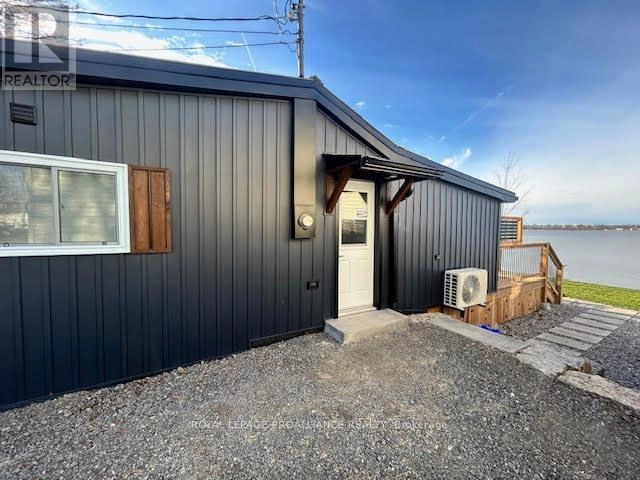 80 Ridley Street, Prince Edward County, Ontario  K8N 4Z1 - Photo 2 - X12300138