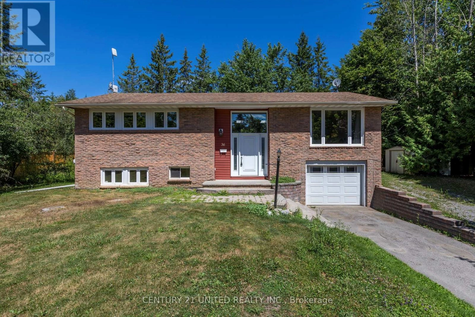 36 EMILY MANOR DRIVE, Kawartha Lakes, Ontario
