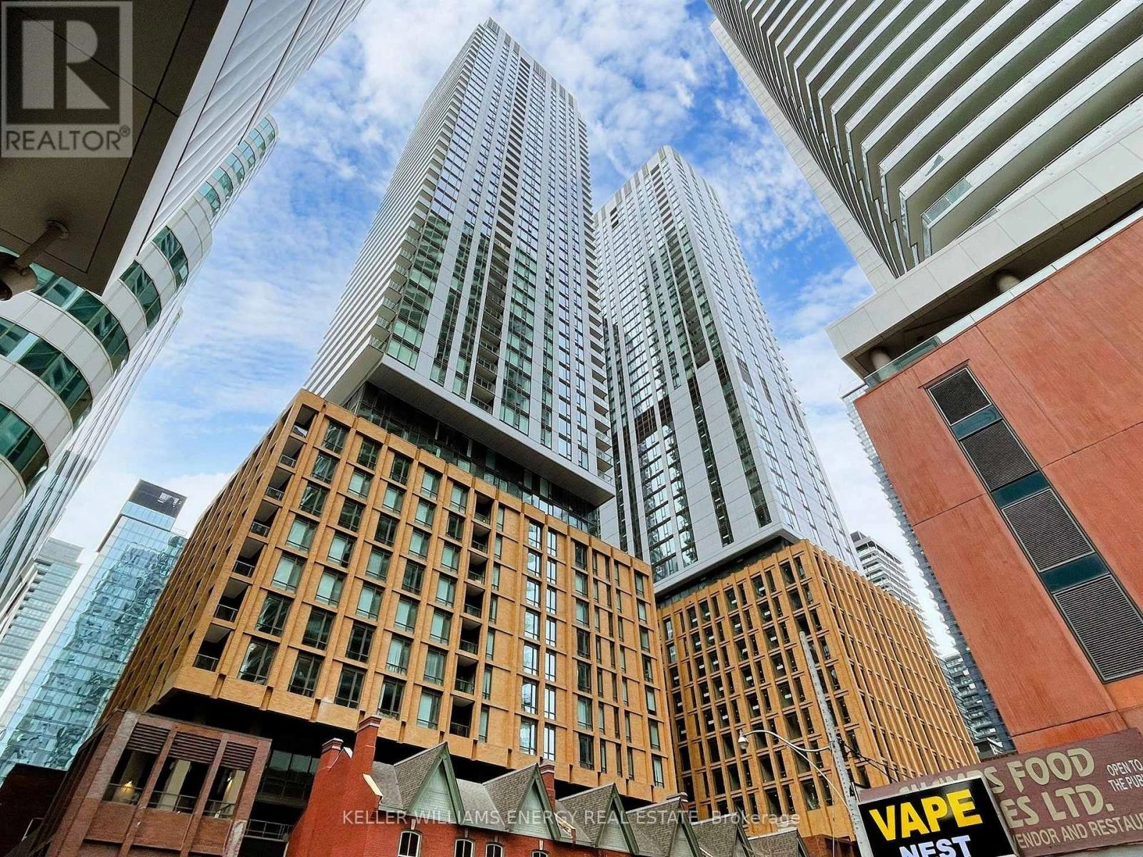 4008 - 8 Widmer Street, Toronto, Ontario  M5V 2E7 - Photo 1 - C12292842