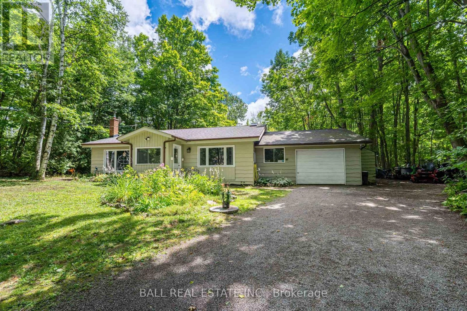 1673 Gazelle Trail, Selwyn, Ontario  K0L 2H0 - Photo 1 - X12300888
