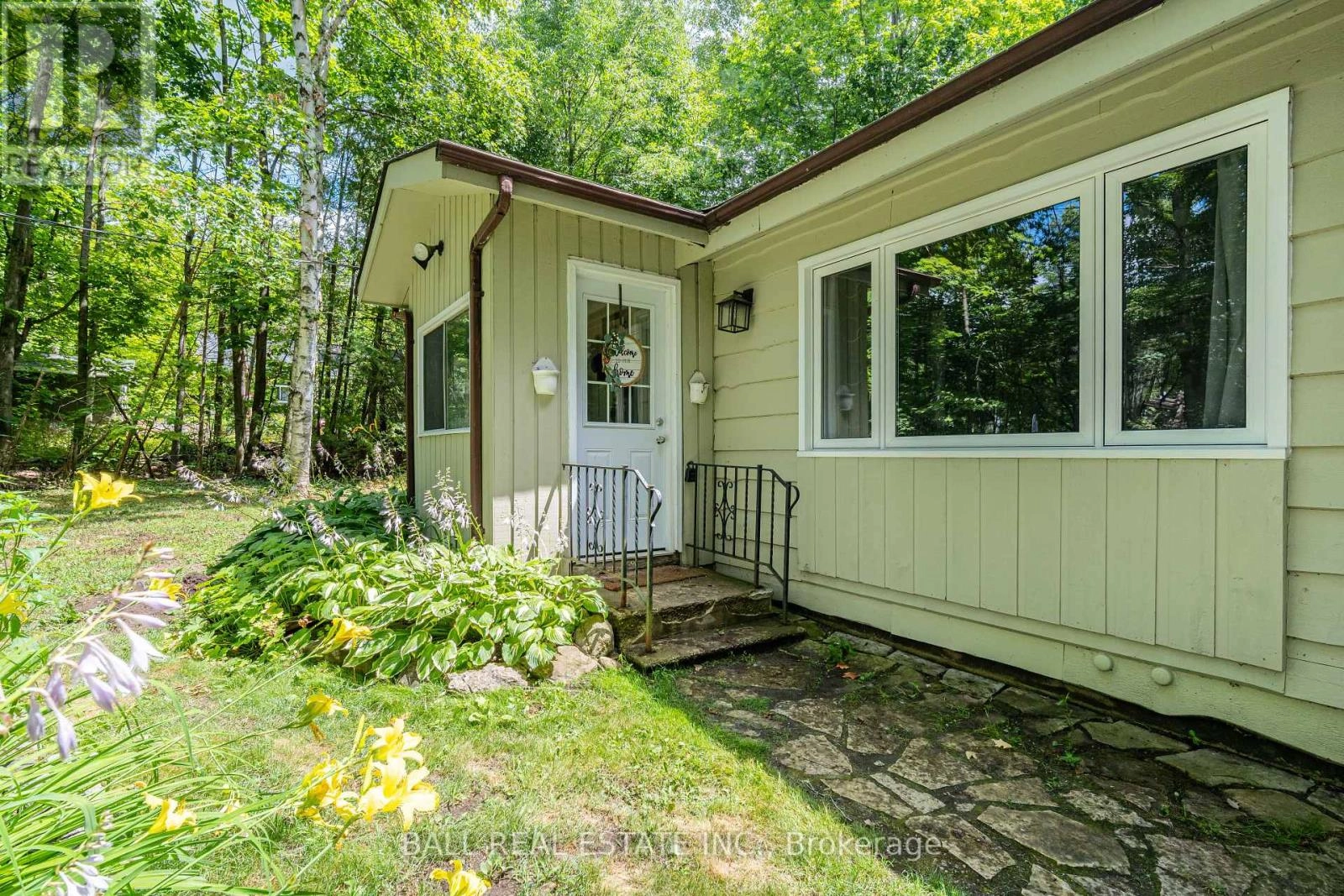 1673 Gazelle Trail, Selwyn, Ontario  K0L 2H0 - Photo 3 - X12300888
