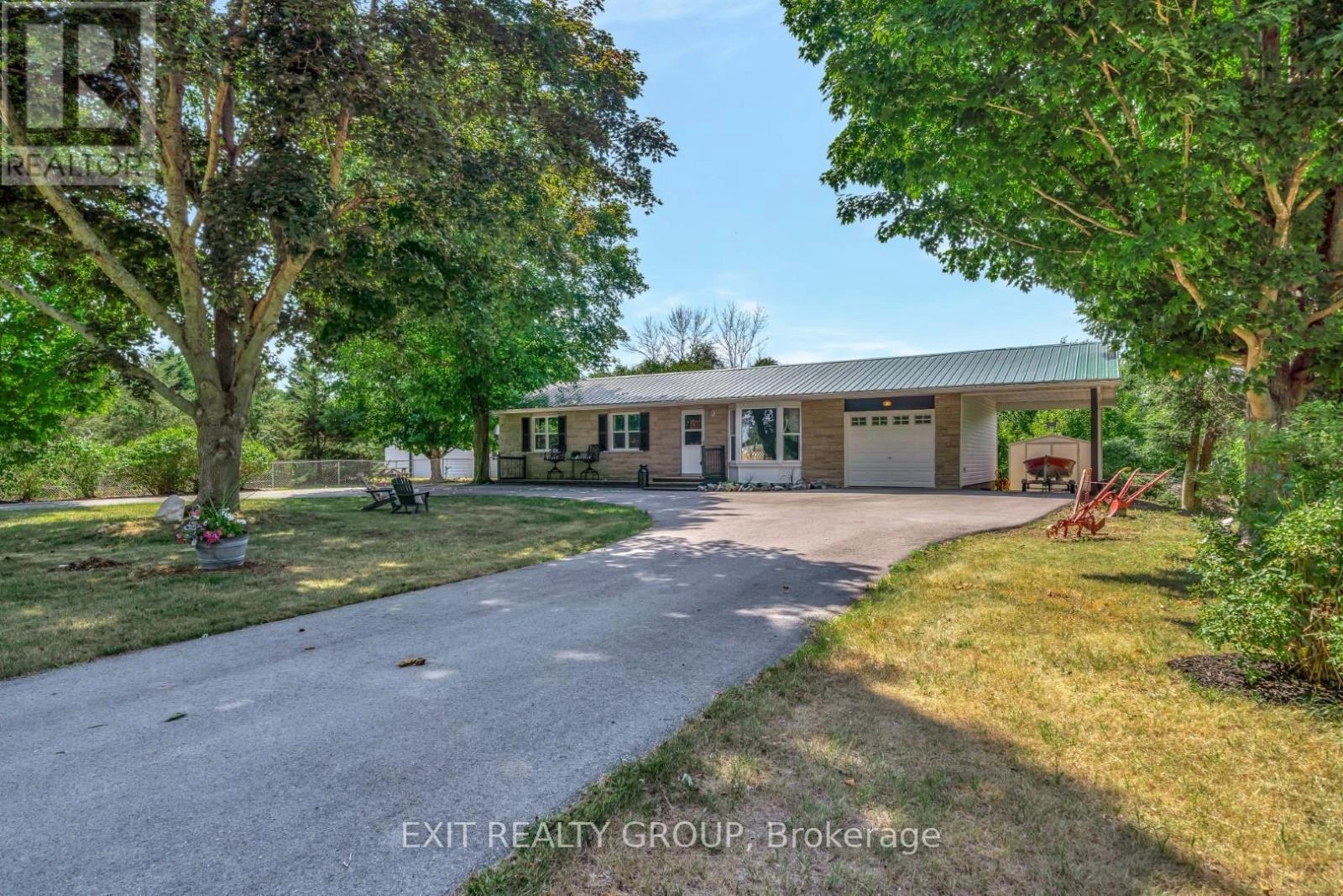 1476 County Rd 12, Prince Edward County, Ontario  K0K 2T0 - Photo 2 - X12300889