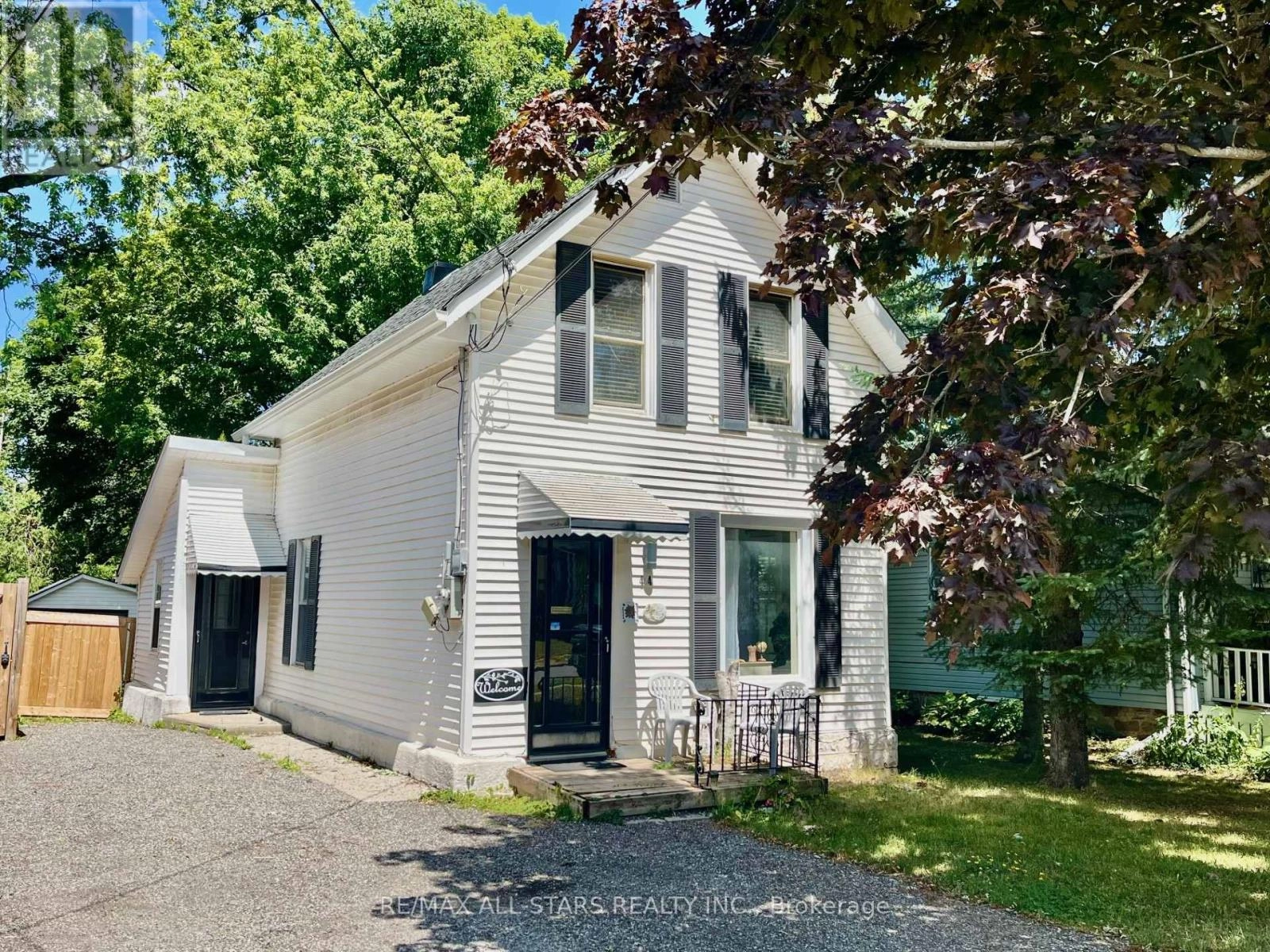 44 Elgin Street, Kawartha Lakes, Ontario  K9V 3W3 - Photo 3 - X12301065