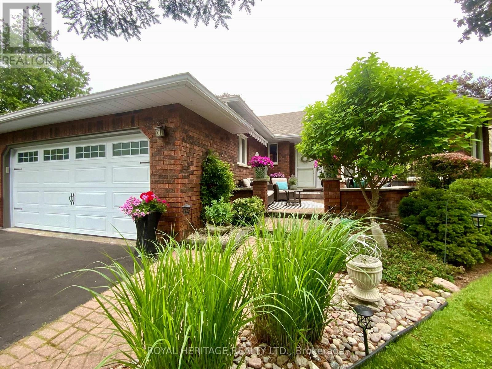 38 PATRICIA PLACE, Kawartha Lakes, Ontario