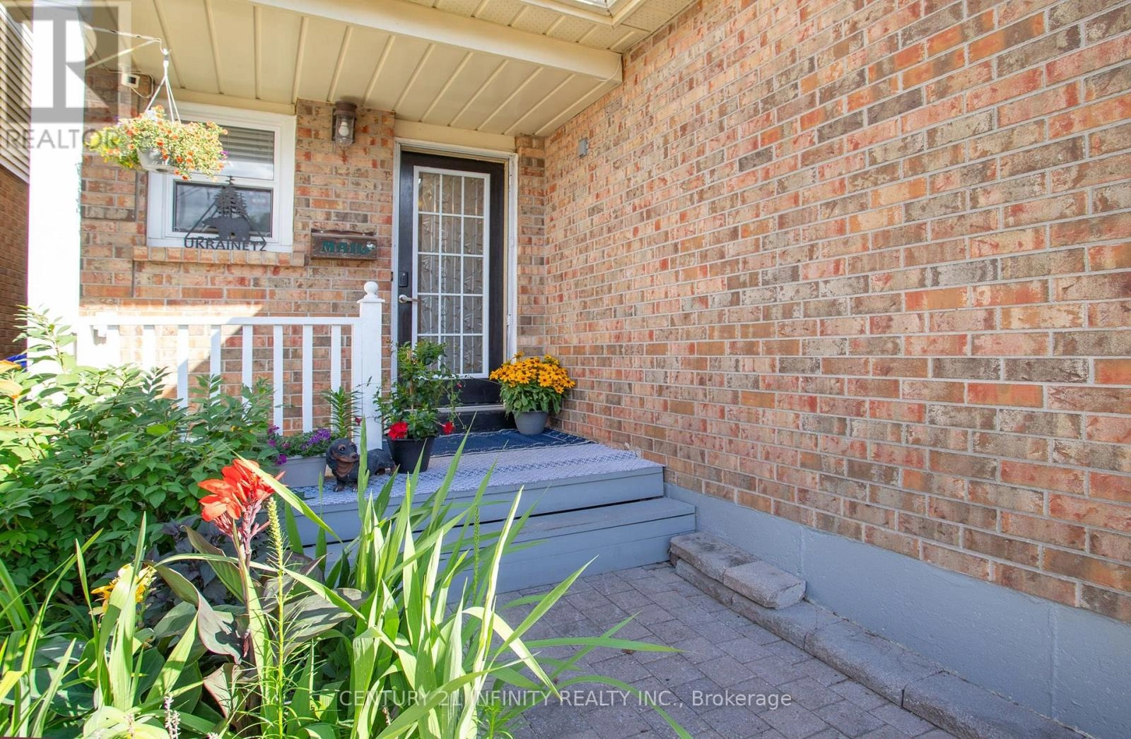 17 Prout Drive, Clarington, Ontario  L1C 4A3 - Photo 3 - E12301536
