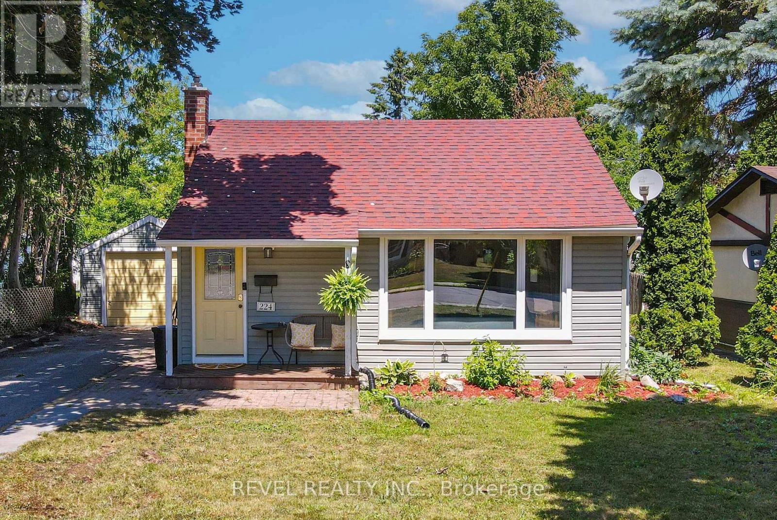 224 Ardmore Avenue, Kawartha Lakes, Ontario  K9V 2T5 - Photo 1 - X12301667