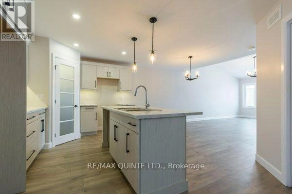 57 Sandhu Crescent, Belleville, Ontario  K8P 0G7 - Photo 3 - X12300926