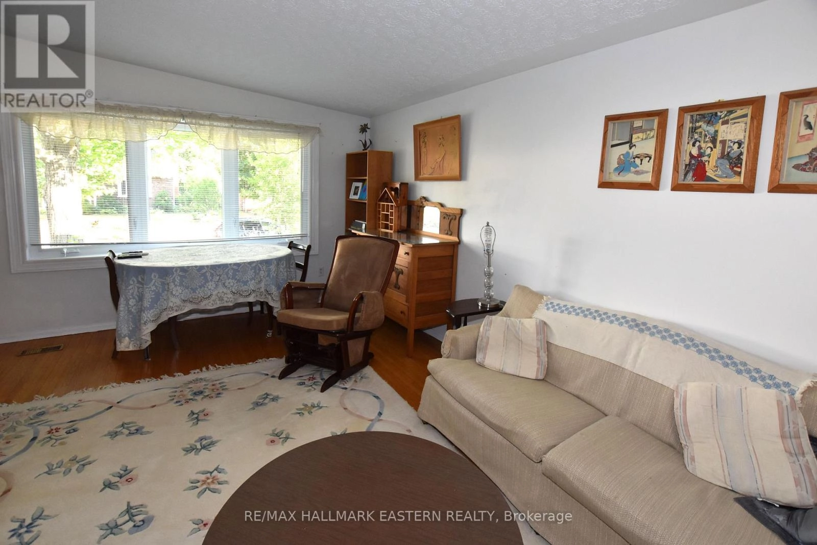 276 Greenlawn Avenue, Peterborough North, Ontario  K9H 5K8 - Photo 3 - X12303620