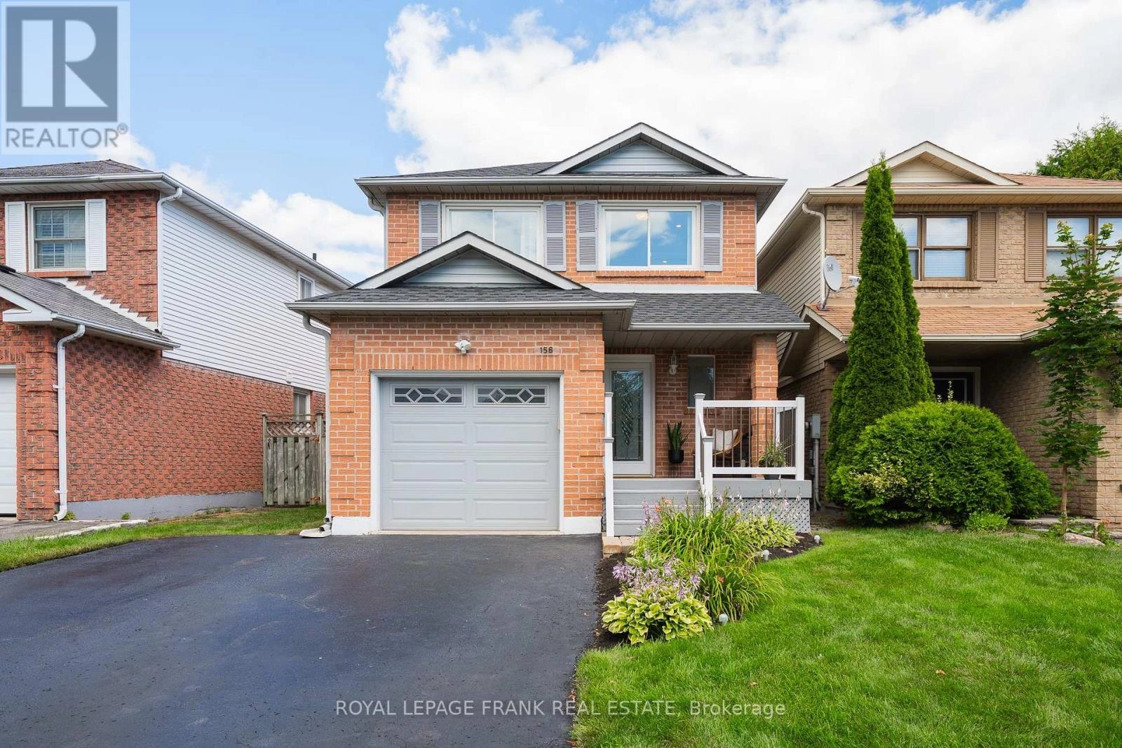 156 Overbank Drive, Oshawa, Ontario  L1J 7Y5 - Photo 1 - E12303876
