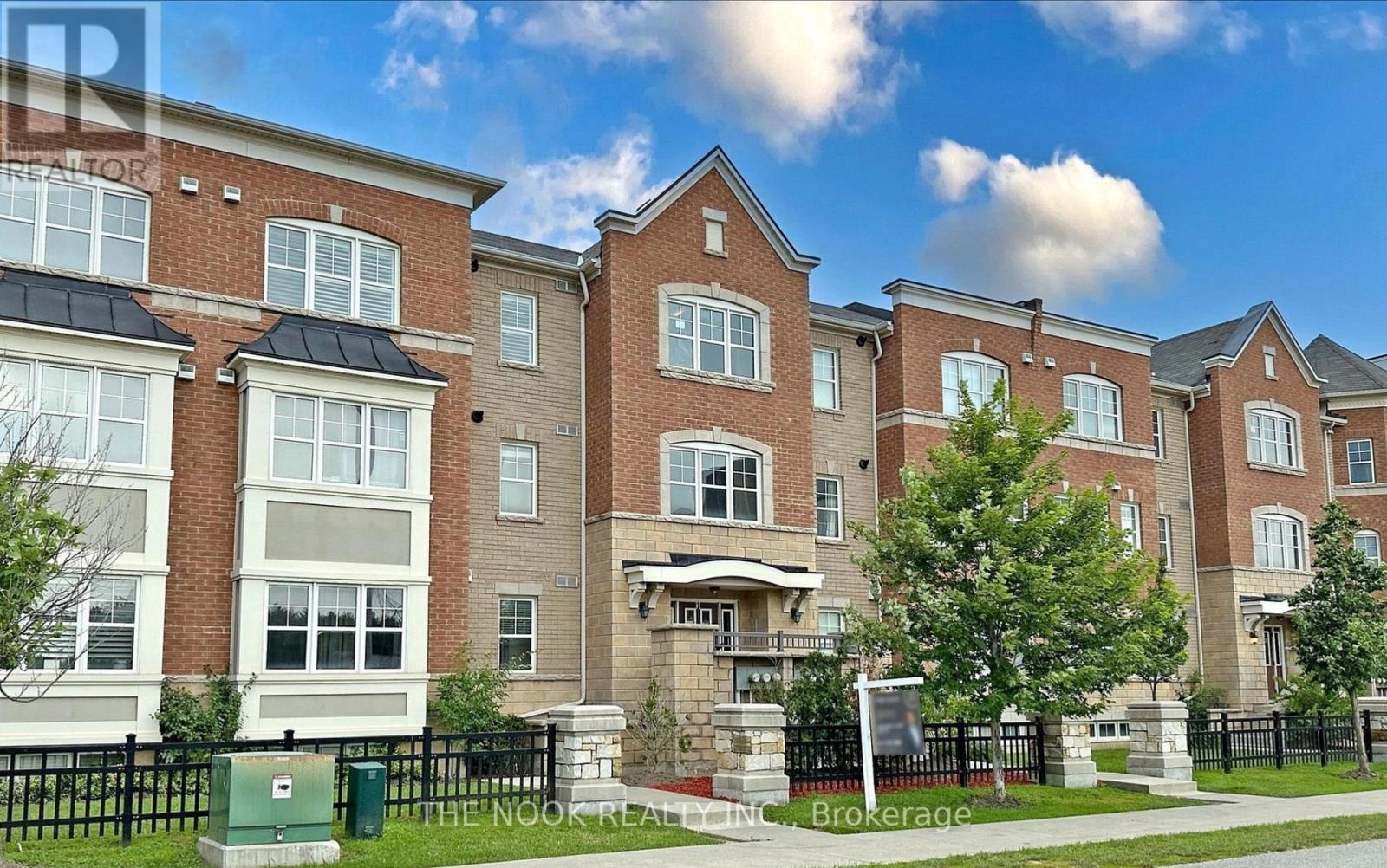 305 - 1725 Pure Springs Boulevard, Pickering, Ontario  L1X 0A7 - Photo 1 - E12304949