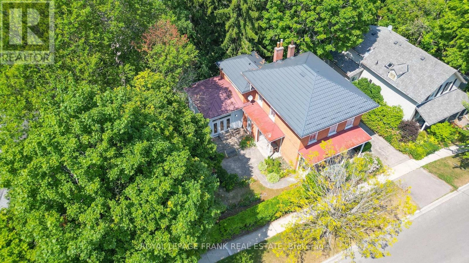 6 Sherbourne Street, Port Hope, Ontario  L1A 1H2 - Photo 3 - X12304961