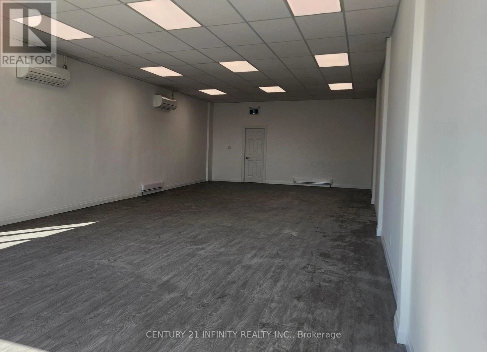 164 Division Street, Oshawa, Ontario  L1G 5M3 - Photo 2 - E12295396