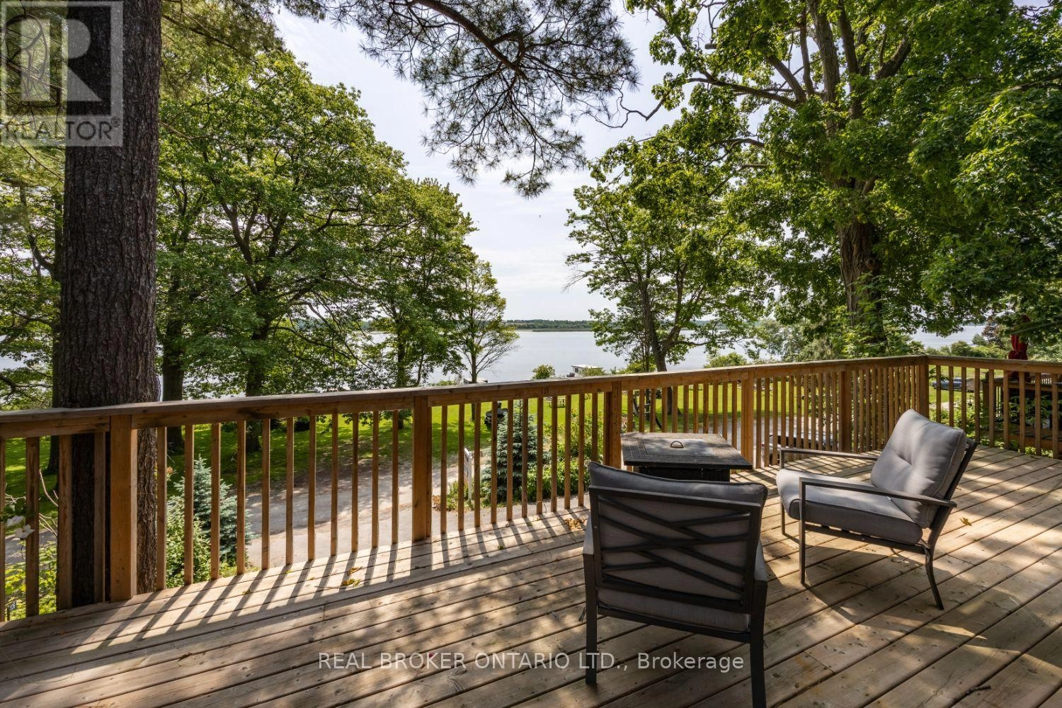 126 Pine Point Lane, Scugog, Ontario  L9L 1B4 - Photo 2 - E12305470
