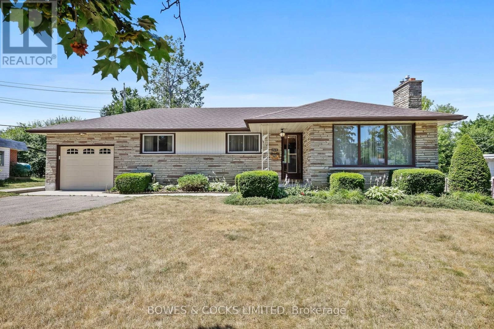 905 Glenholme Avenue, Peterborough North, Ontario  K9H 5M4 - Photo 1 - X12305621