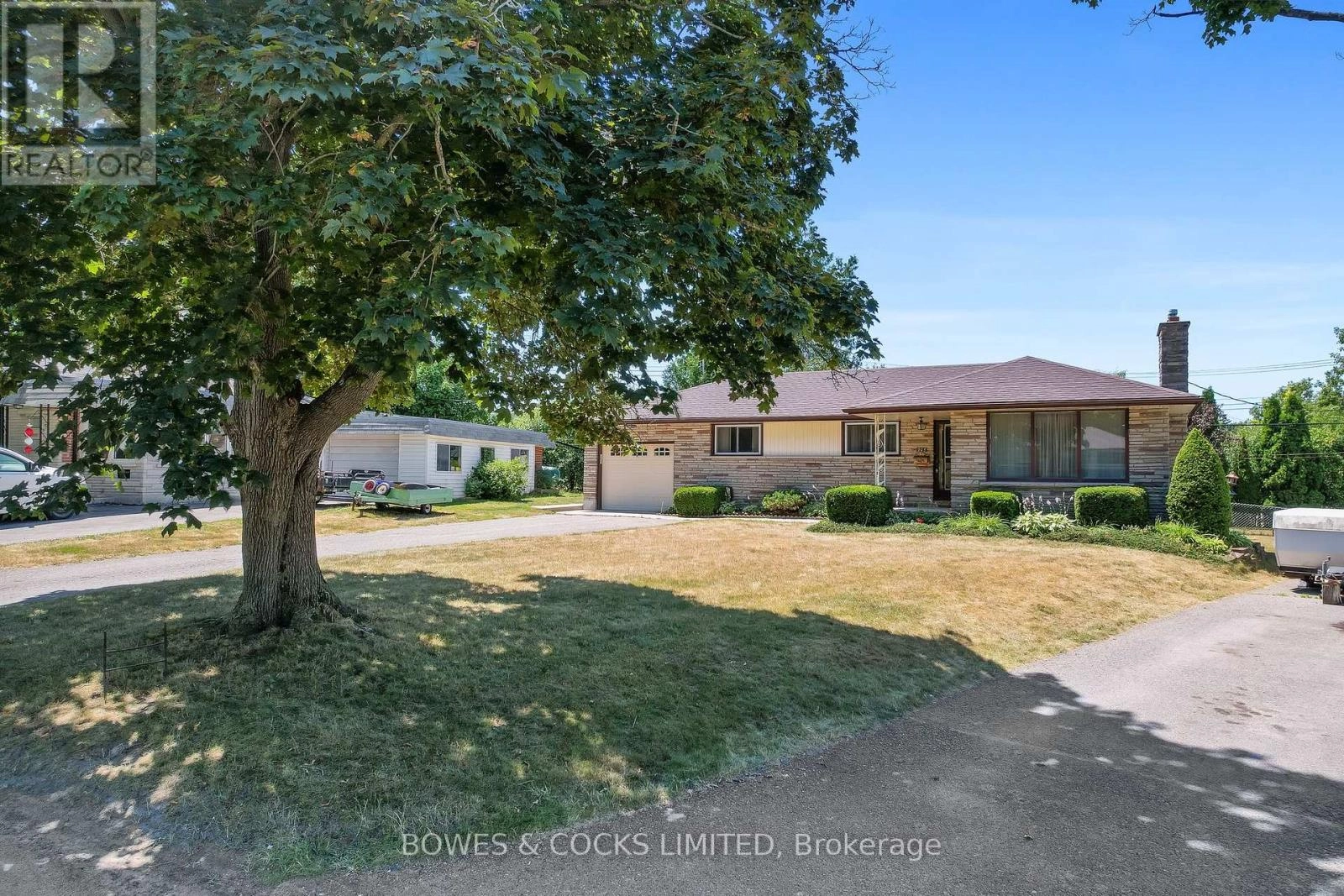 905 Glenholme Avenue, Peterborough North, Ontario  K9H 5M4 - Photo 3 - X12305621