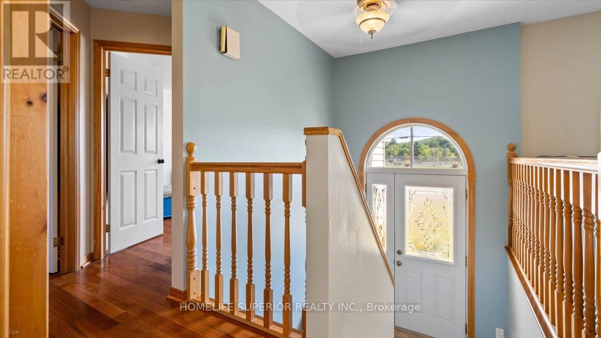 126 Newkirk Boulevard, Bancroft, Ontario  K0L 1C0 - Photo 2 - X12306865