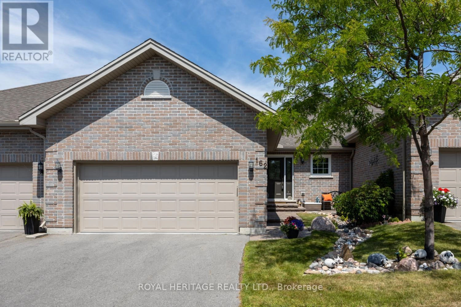 162 - 301 Carnegie Avenue, Peterborough North, Ontario  K9L 0G1 - Photo 1 - X12307320