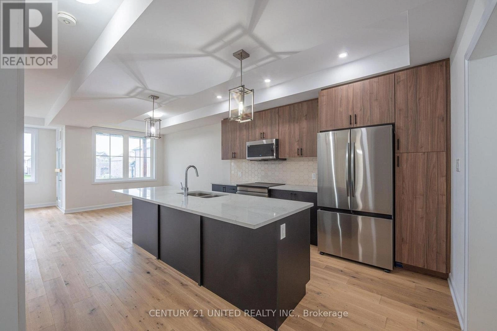 311 Mullighan Gardens, Peterborough North, Ontario  K9K 0H2 - Photo 3 - X12307997