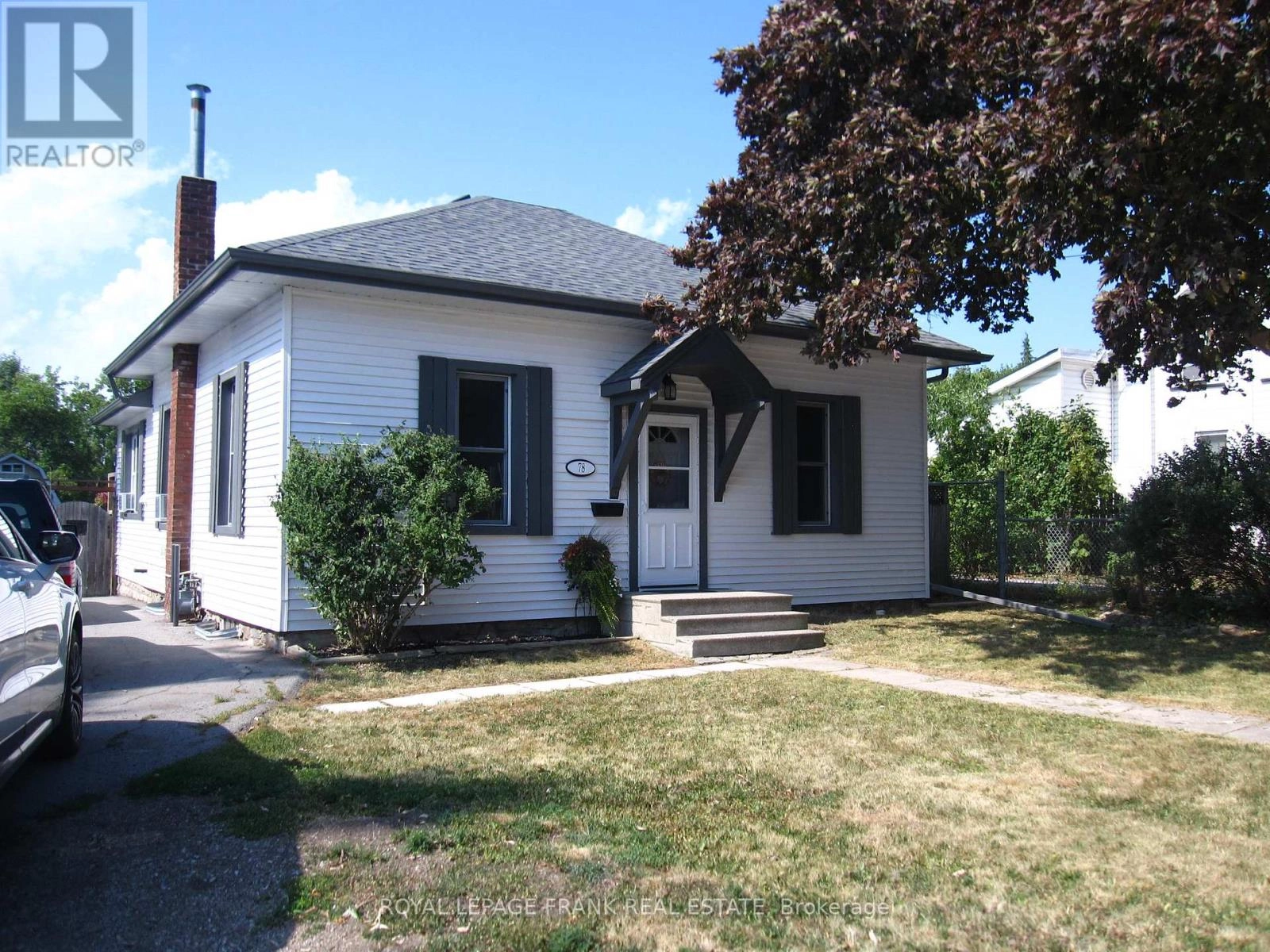 78 Queen Street, Kawartha Lakes, Ontario  K9V 1G4 - Photo 1 - X12308227
