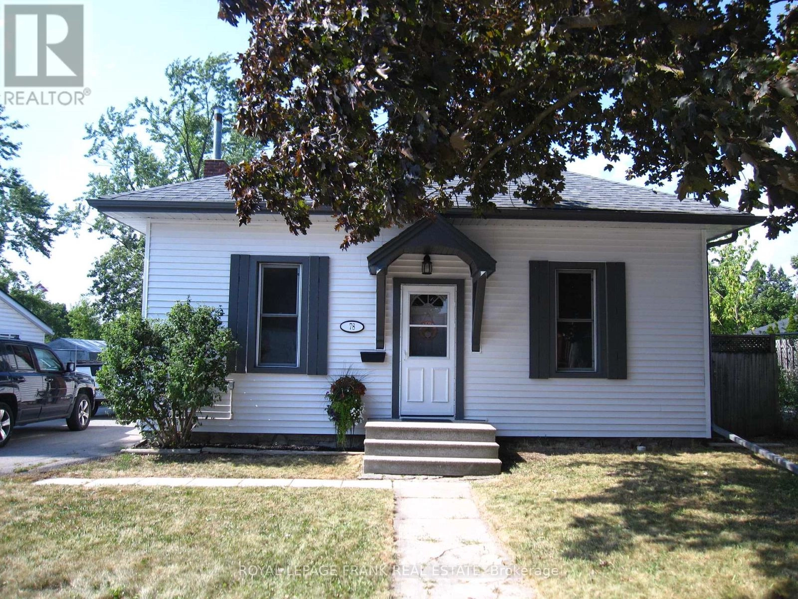 78 Queen Street, Kawartha Lakes, Ontario  K9V 1G4 - Photo 2 - X12308227