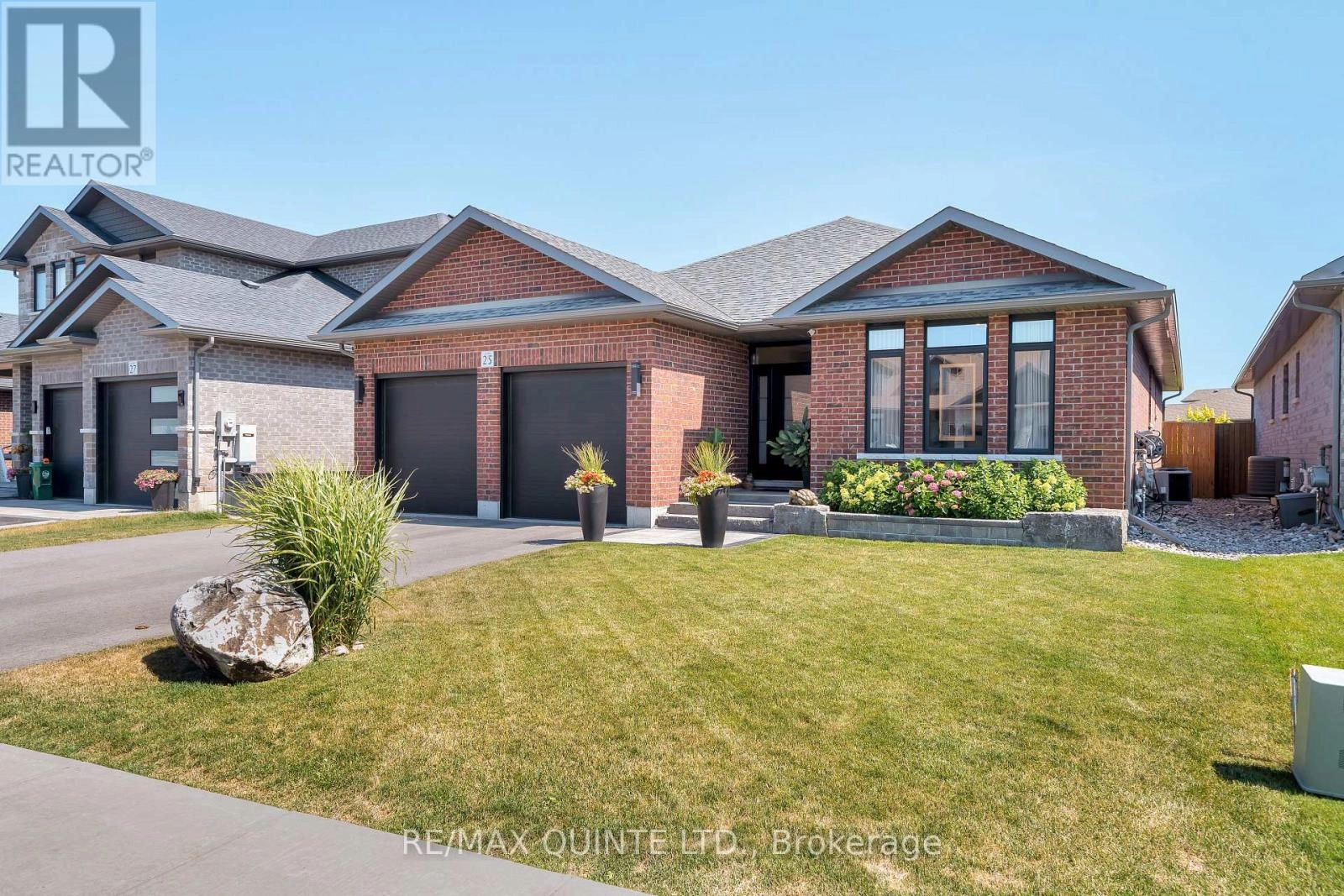 25 Wims Way, Belleville, Ontario  K8N 0H9 - Photo 3 - X12308259