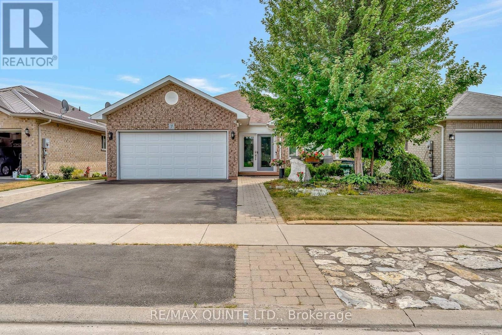 7 Chestnut Drive, Belleville, Ontario  K8N 0M9 - Photo 1 - X12308263