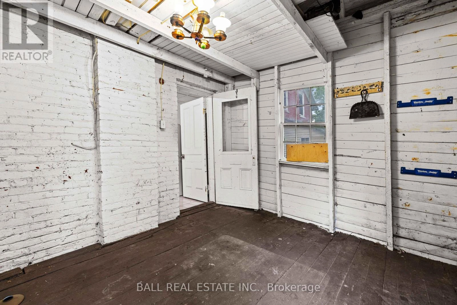 78 Mcdonnel Street, Peterborough Central, Ontario  K9H 2V7 - Photo 3 - X12308519