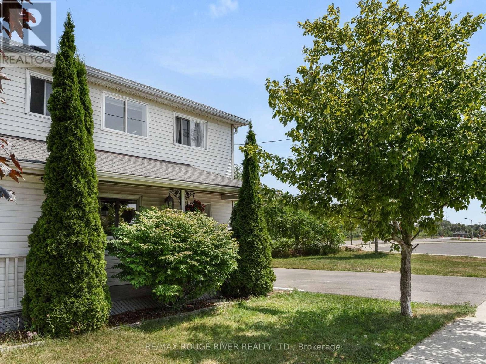 414 Alexandria Drive, Cobourg, Ontario  K9A 5T1 - Photo 1 - X12308531