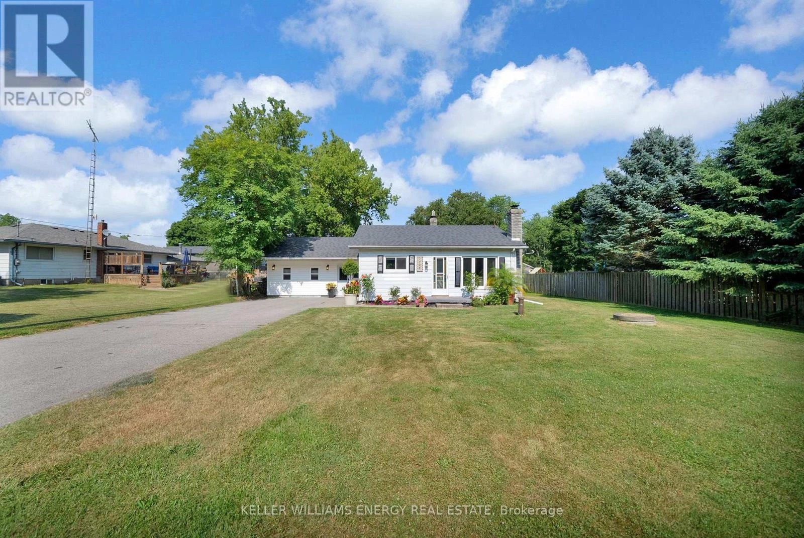 1725 Brownsville Road, Clarington, Ontario  L1B 1L9 - Photo 2 - E12308566