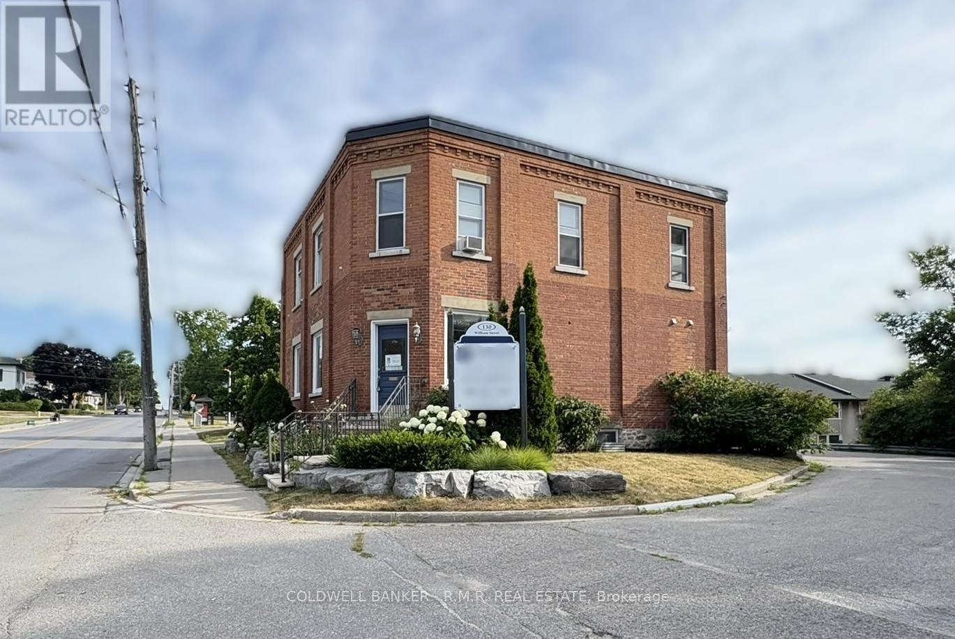 132 William Street N, Kawartha Lakes, Ontario  K9V 4A9 - Photo 1 - X12287637