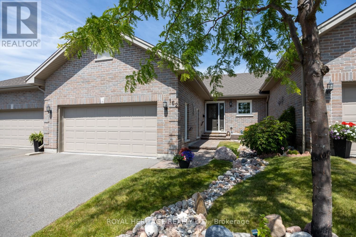 162 - 301 Carnegie Avenue, Peterborough North, Ontario  K9L 0G1 - Photo 2 - X12307320