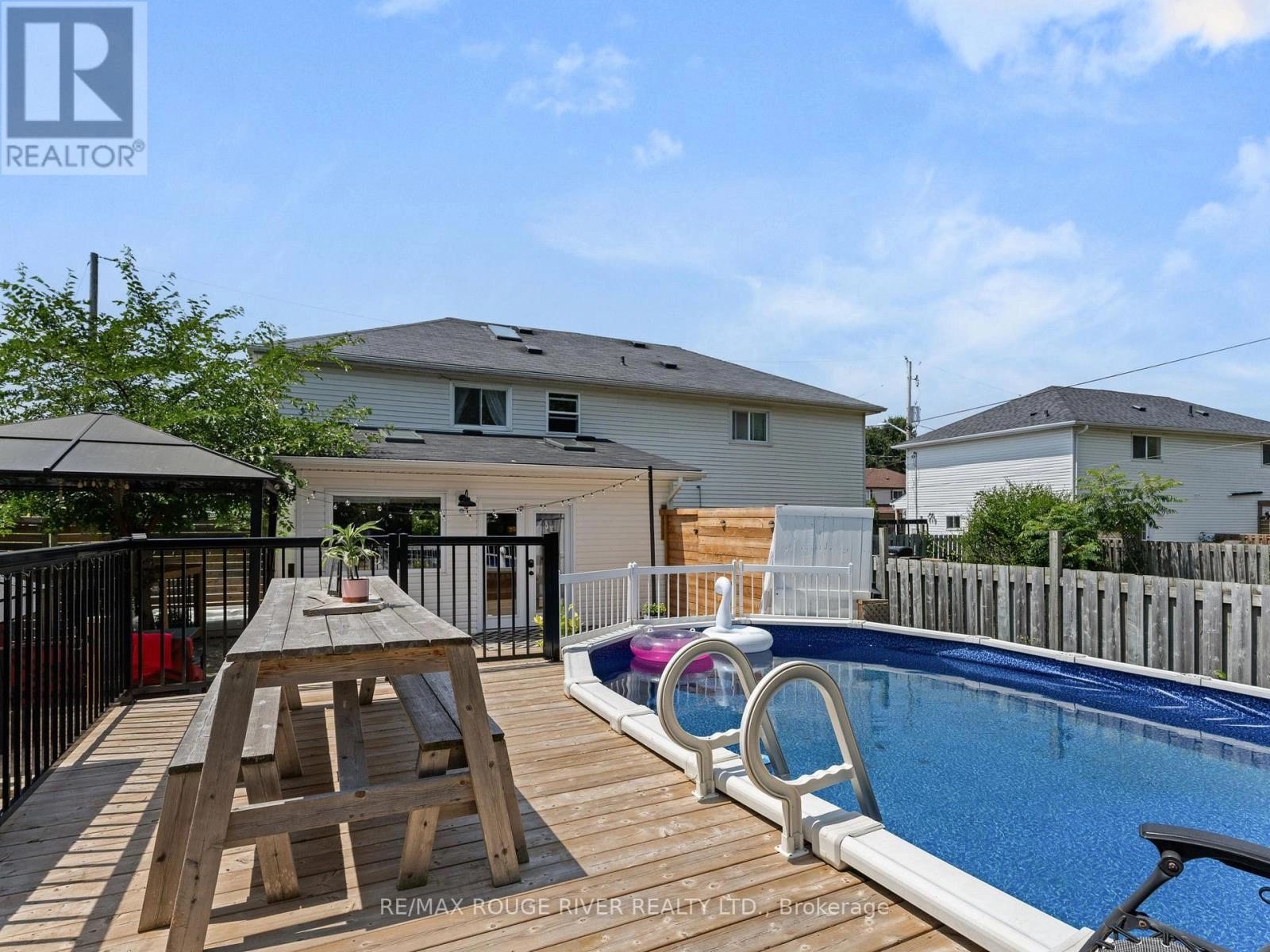 414 Alexandria Drive, Cobourg, Ontario  K9A 5T1 - Photo 1 - X12308531
