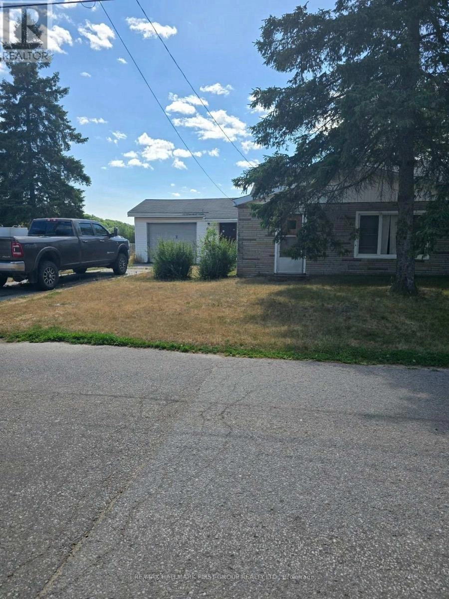 46 Diamond Street, Quinte West, Ontario  K0K 2C0 - Photo 1 - X12310260