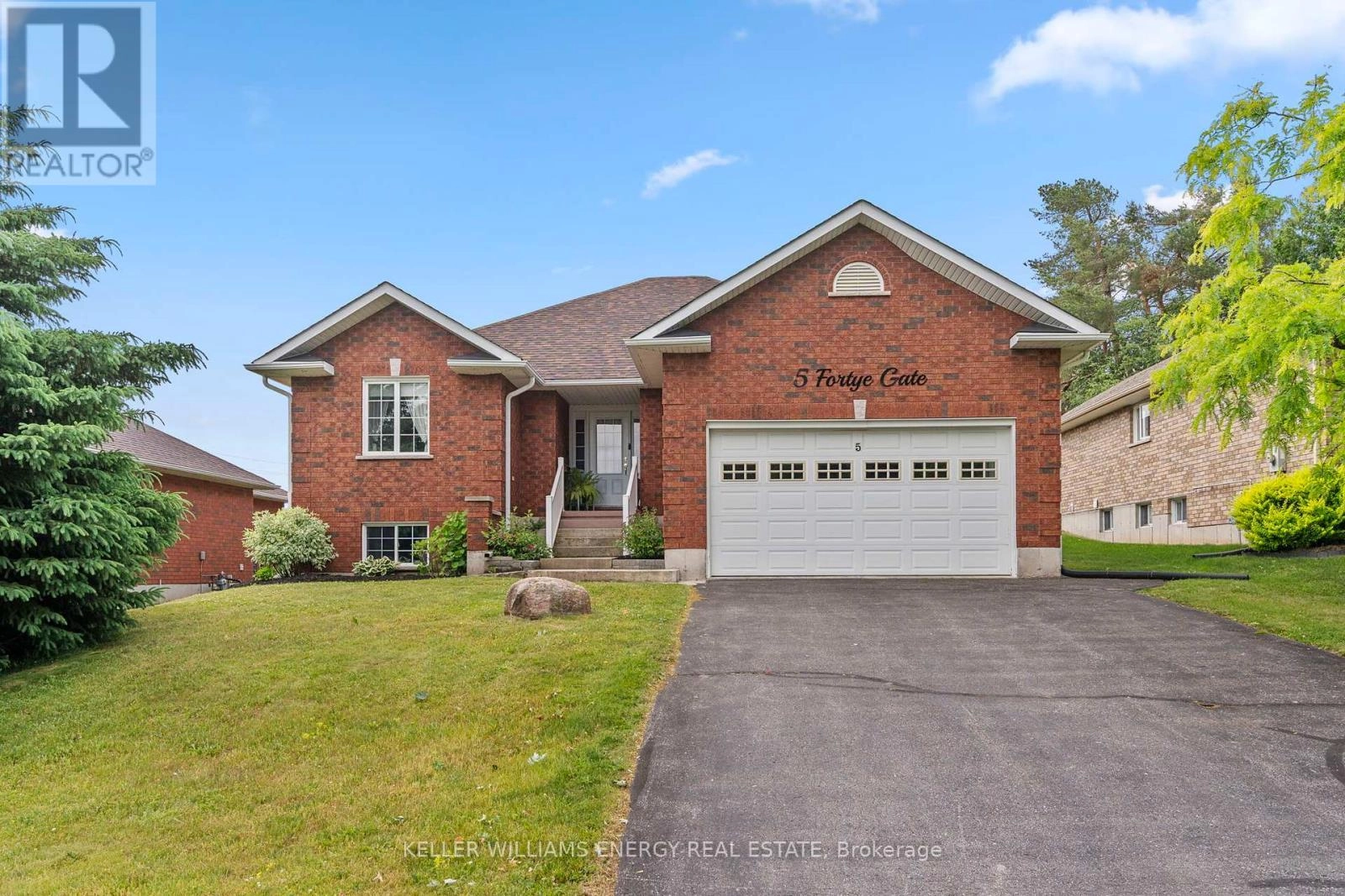 5 FORTYE GATE, Peterborough West, Ontario