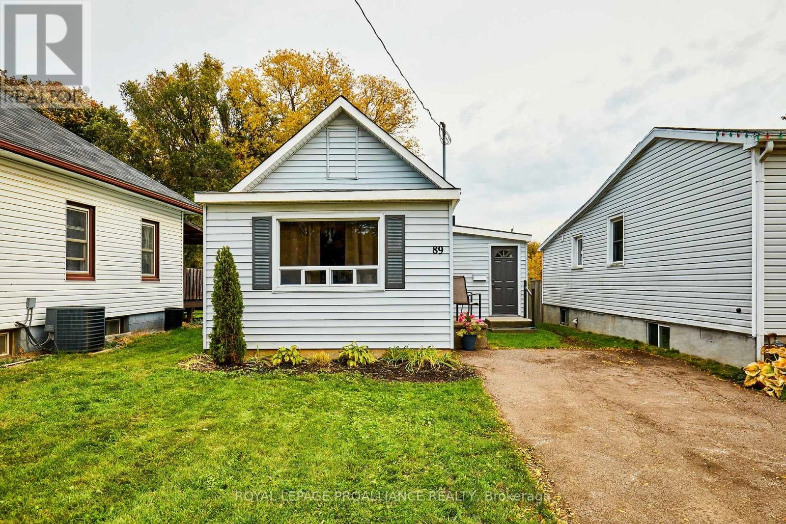 89 Cromwell Avenue, Oshawa, Ontario  L1J 4T5 - Photo 2 - E12311428