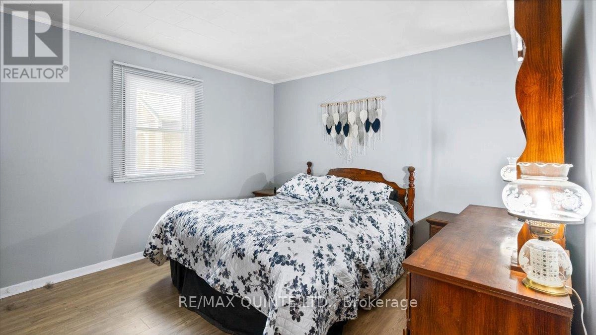 42 A Hawkins Bay Road, Tweed, Ontario K0K 3J0 - Photo 17 - X12311776