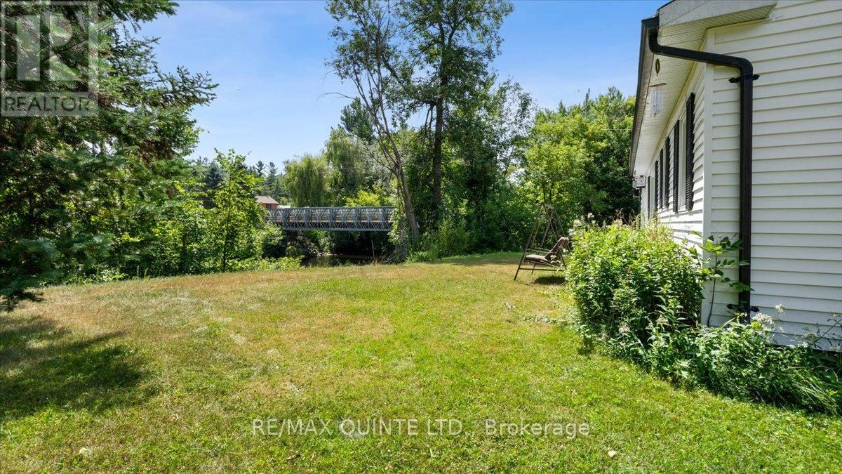 42 A Hawkins Bay Road, Tweed, Ontario K0K 3J0 - Photo 28 - X12311776