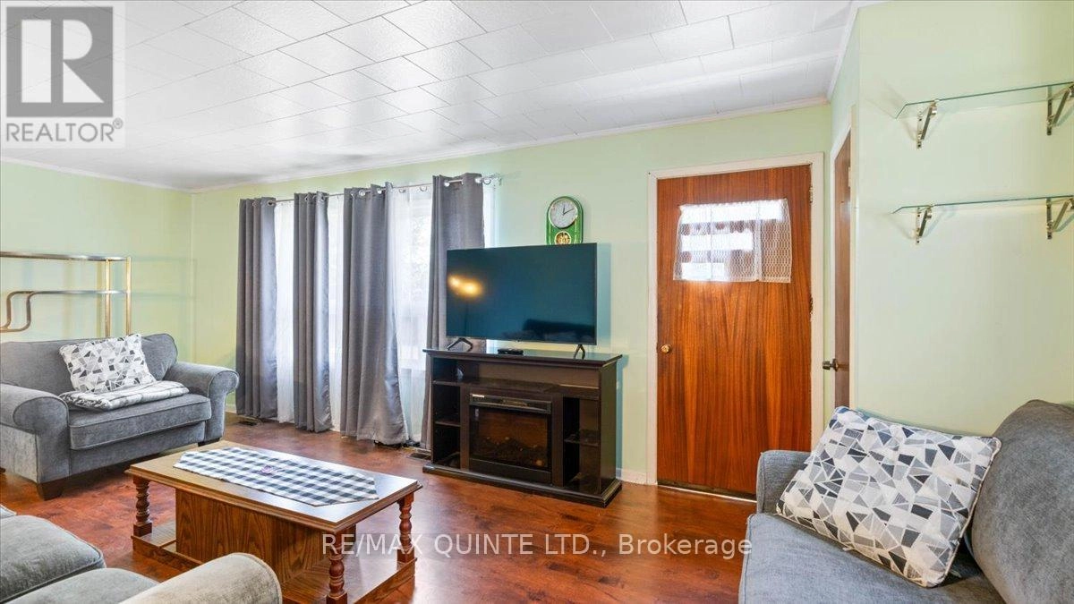 42 A Hawkins Bay Road, Tweed, Ontario K0K 3J0 - Photo 7 - X12311776