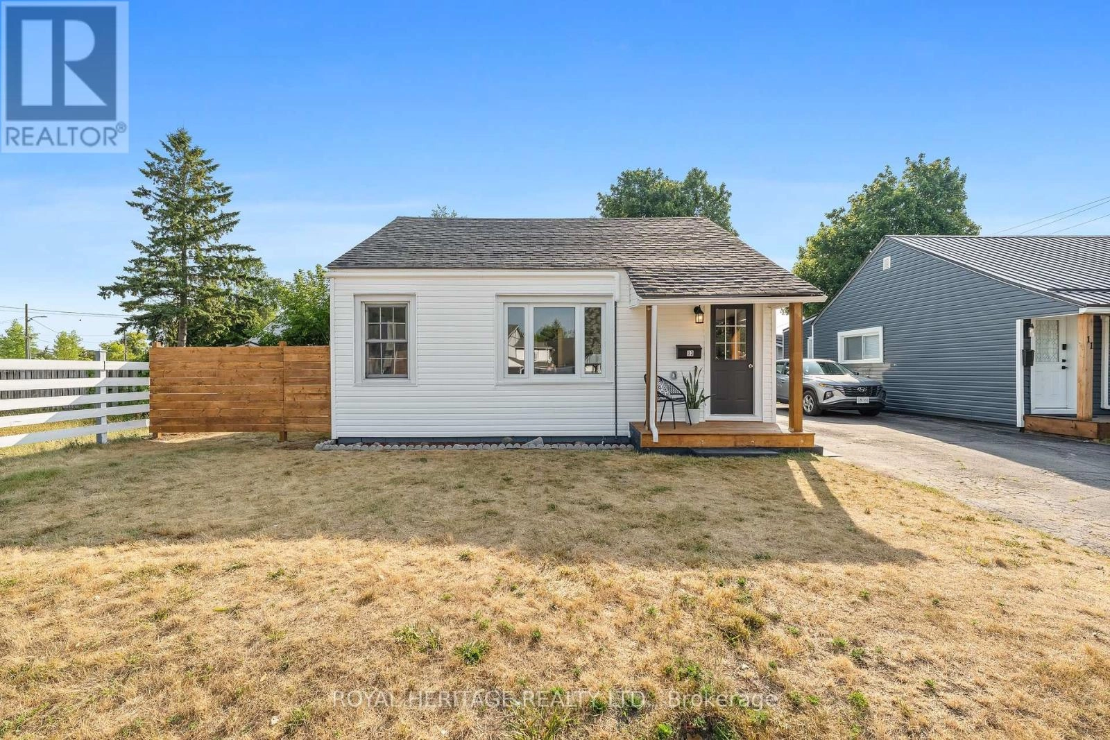 13 Trenton Street, Quinte West, Ontario  K8V 4N1 - Photo 2 - X12311901