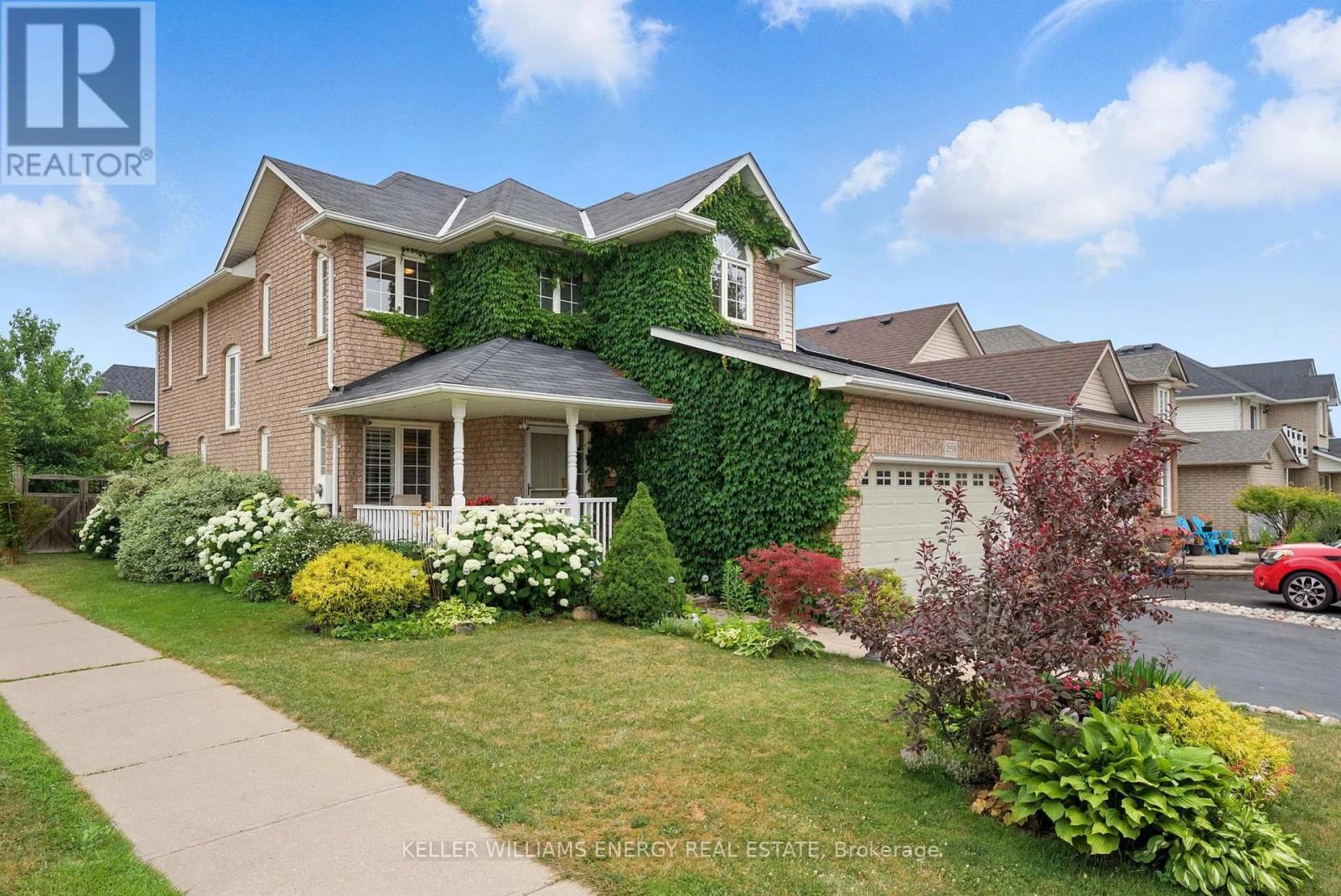 2159 Stornoway Street, Oshawa, Ontario  L1L 1C3 - Photo 2 - E12313441