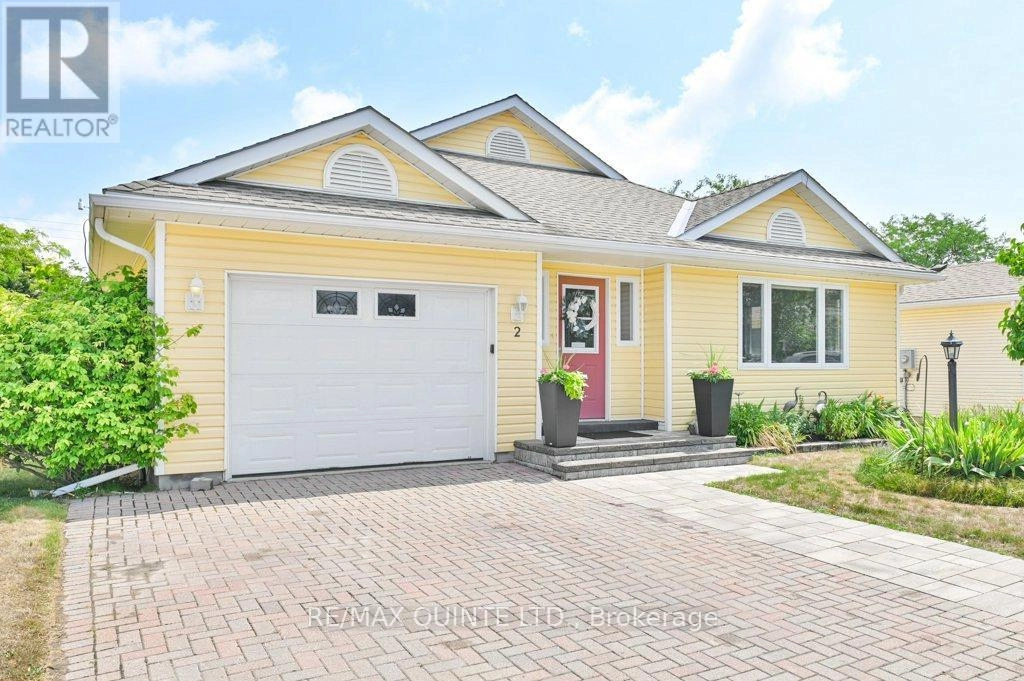 2 Heritage Drive, Prince Edward County, Ontario  K0K 3L0 - Photo 2 - X12313511
