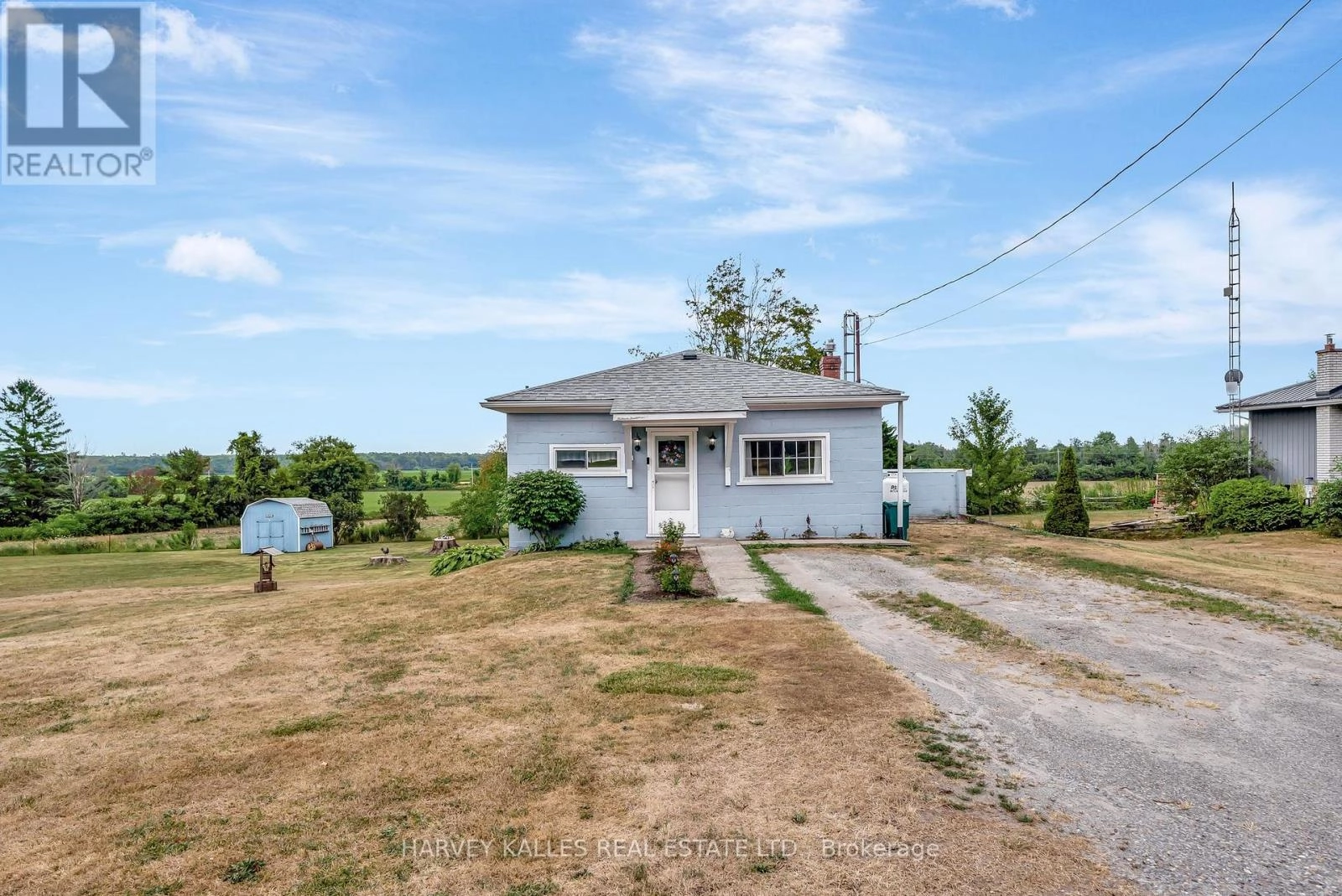 13997 LOYALIST PARKWAY, Prince Edward County, Ontario