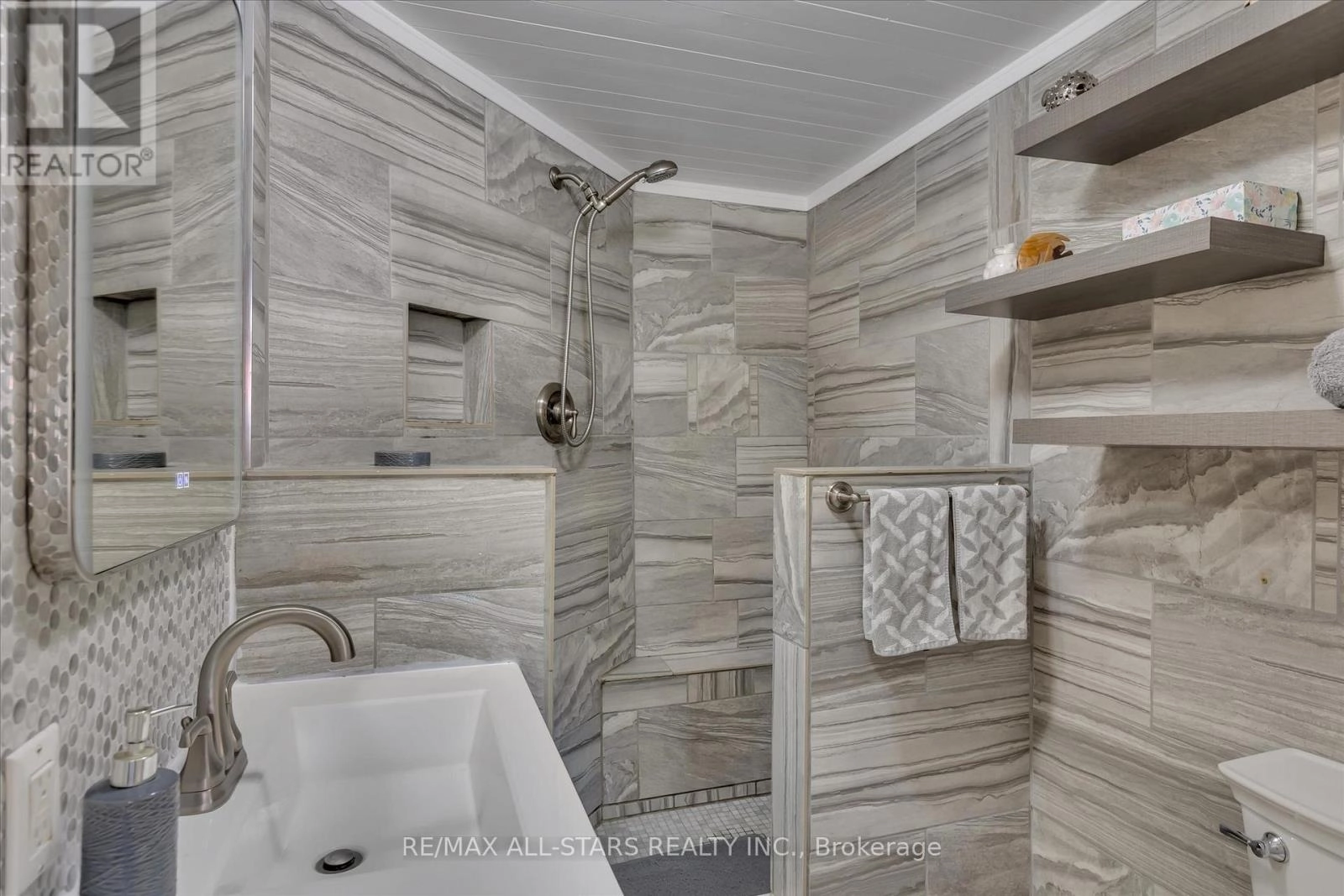 2 Sackitt Road, Kawartha Lakes, Ontario K0M 1N0 - Photo 25 - X12314503