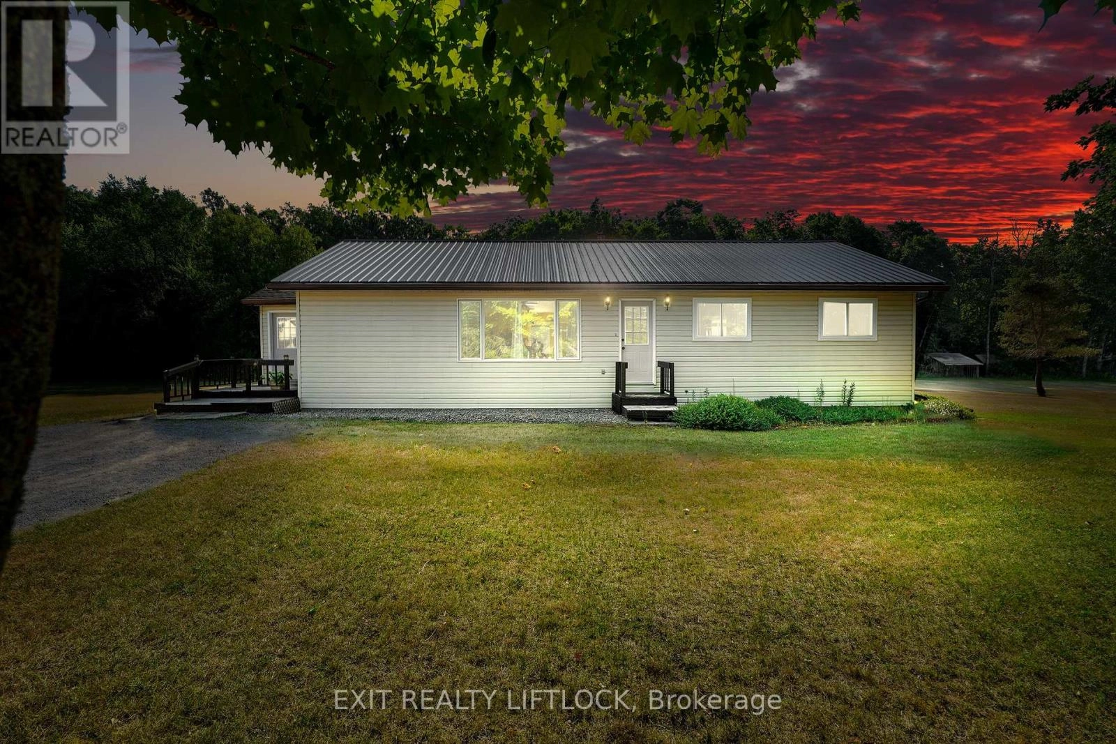 45 Godolphin Road, Trent Hills, Ontario  K0K 3K0 - Photo 2 - X12314615
