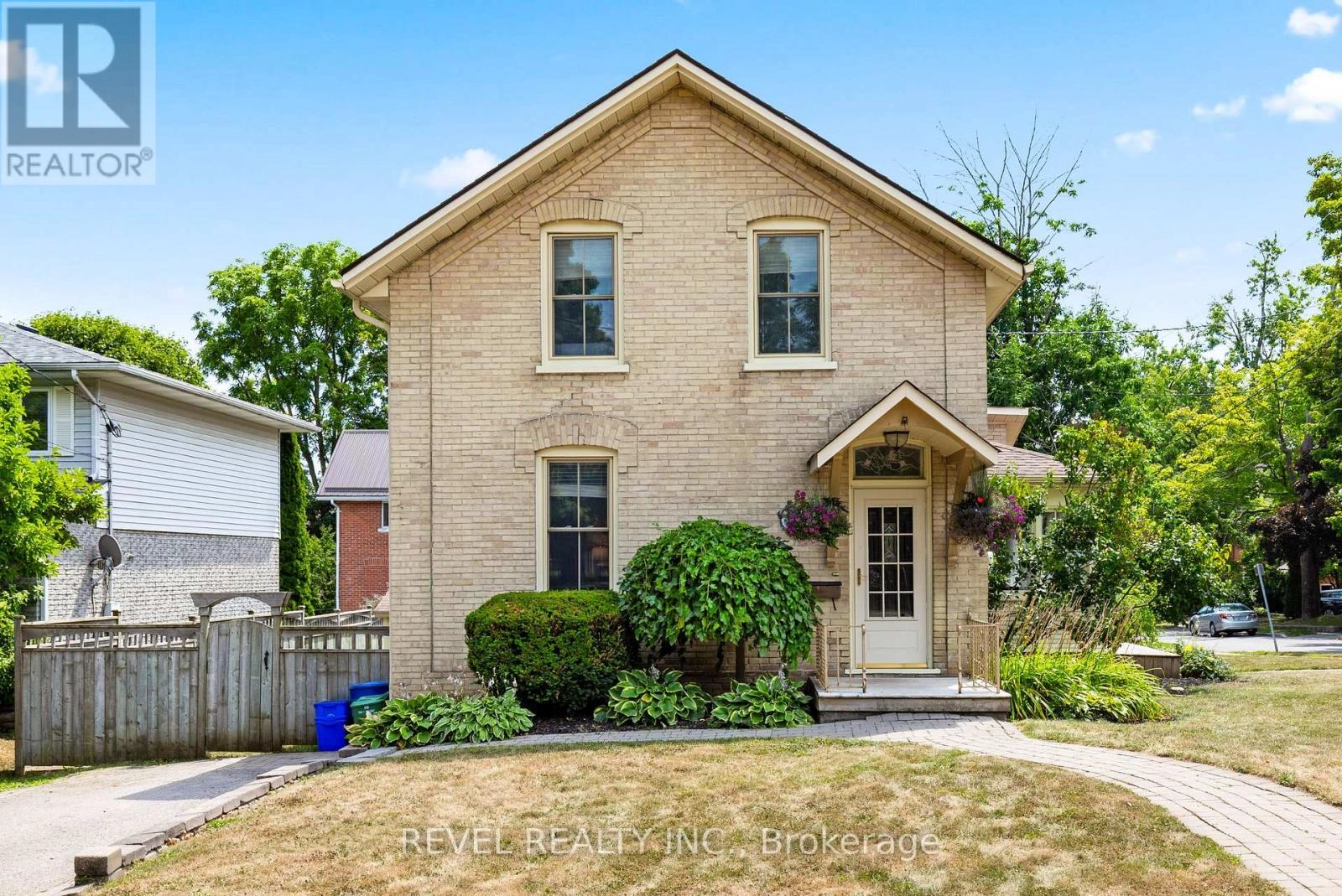 41 Francis Street, Kawartha Lakes, Ontario  K9V 3S2 - Photo 2 - X12314936
