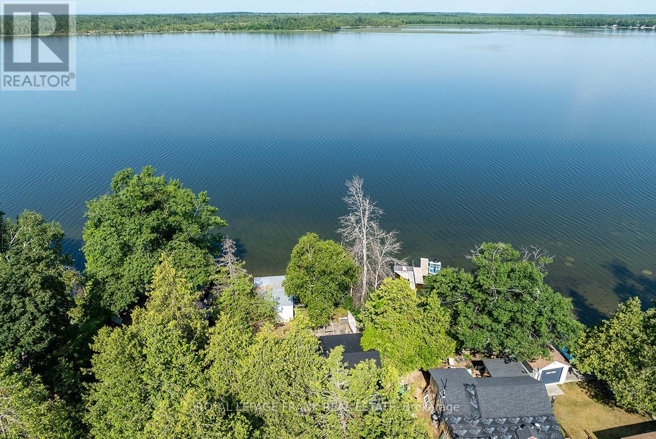 1206 Black Beach Lane, Ramara, Ontario  L0K 1B0 - Photo 3 - S12315130
