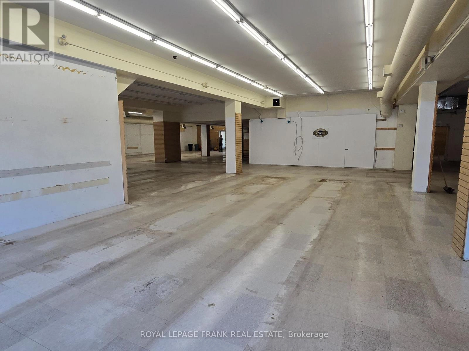 15 King Avenue W, Clarington, Ontario  L1B 1K9 - Photo 3 - E12316016